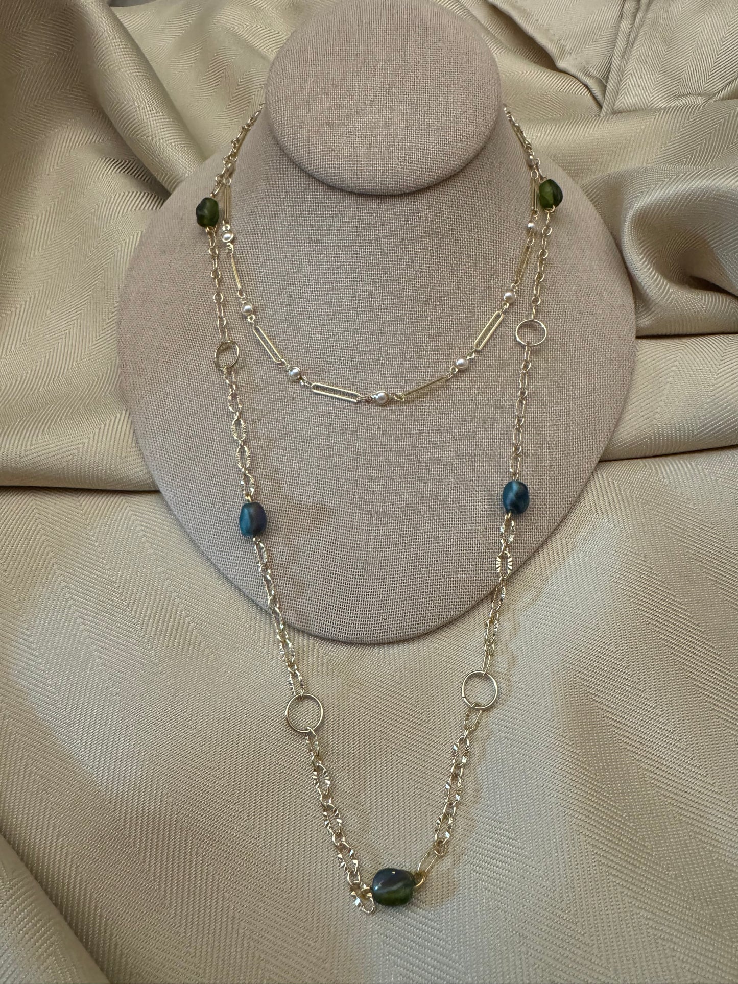 18kt Gold Plated Oyster Pendant Layered Necklace 2 Piece Set Without Earrings