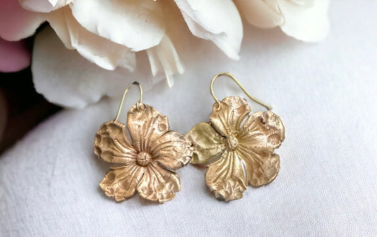 Elegant Floral Earrings